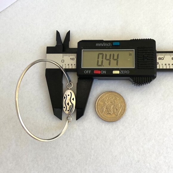 Sterling Silver Oval Black Onyx Geometric Reversible Hinged Bangle Bracelet 6.5" - Picture 16 of 16